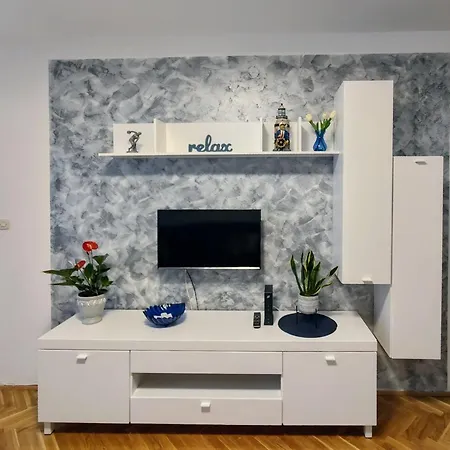 Omiska Stina Omis