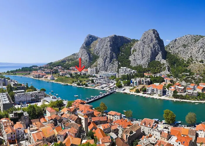 Omiska Stina Apartman Omis